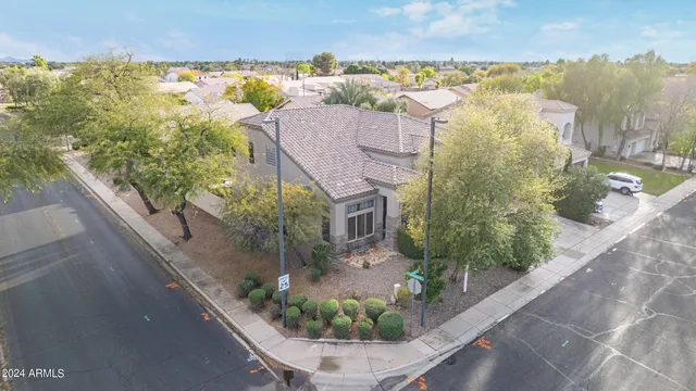 $735,000 | 2861 East Brooks Court, Gilbert, AZ 85296