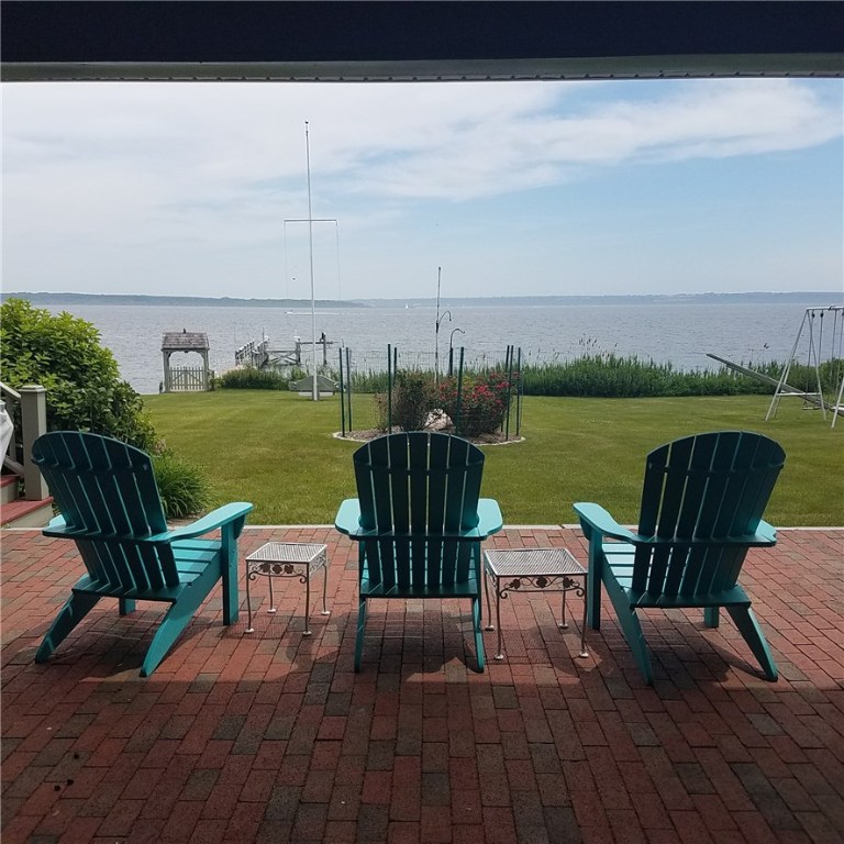 1046 East Shore Road Jamestown, RI 02835 - Photo 23 of 29