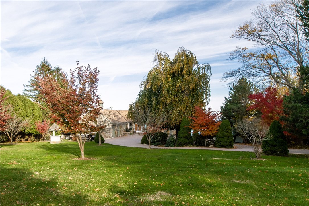 1046 East Shore Road Jamestown, RI 02835 - Photo 5 of 29 Wonderfully landscaped grounds