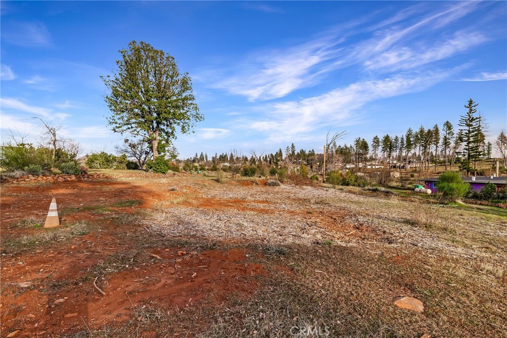 6455 Graham Road Paradise, CA 95969 - Photo 9 of 32 a view of a town with residential houses