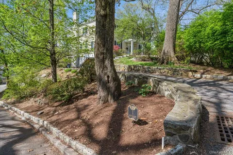 $1,775,000 | 1 Southgate Avenue, Hastings-on-Hudson, NY 10706