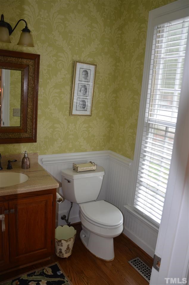 631 Crabbery Lane Raleigh, NC 27609 - Photo 6 of 18 Gallery Image 6
