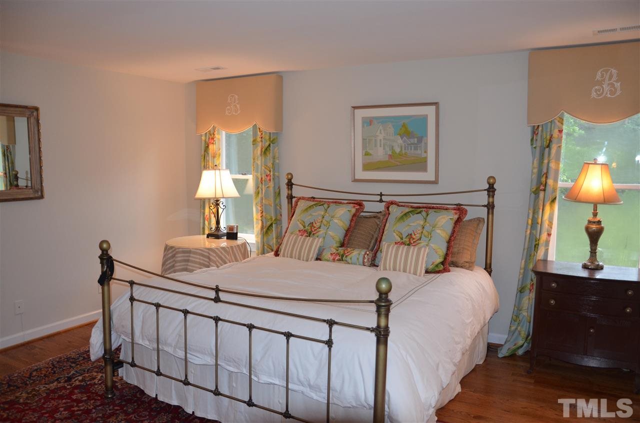 631 Crabbery Lane Raleigh, NC 27609 - Photo 8 of 18 Gallery Image 8