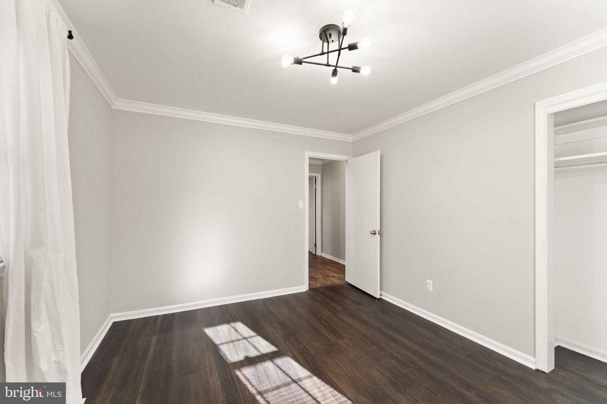 6101 Briarview Court Alexandria, VA 22310 - Photo 32 of 44 a view of livingroom with hardwood