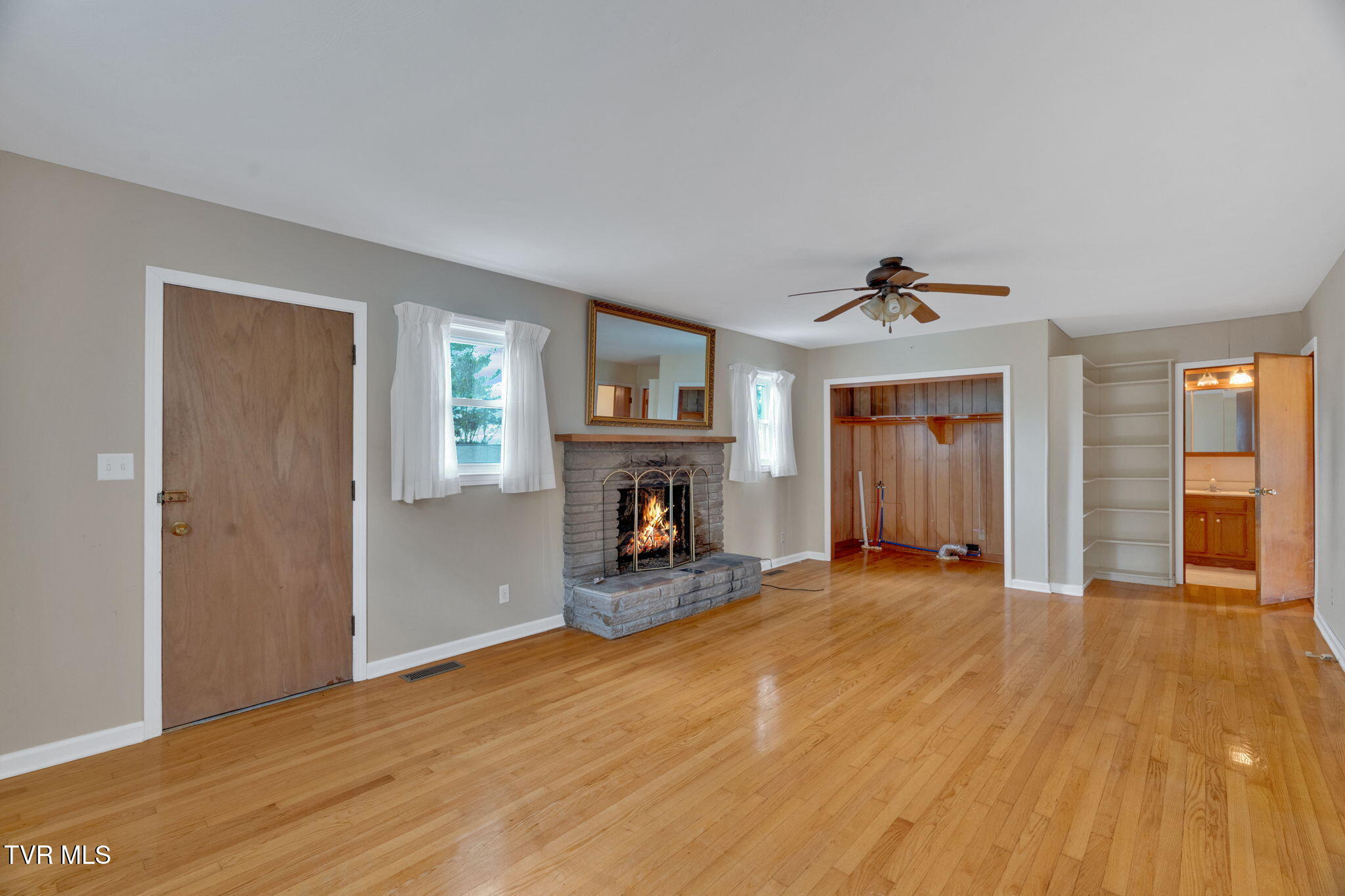 190 Browns Road Gray, TN 37615 - Photo 11 of 27 17-web-or-mls-DSC07459