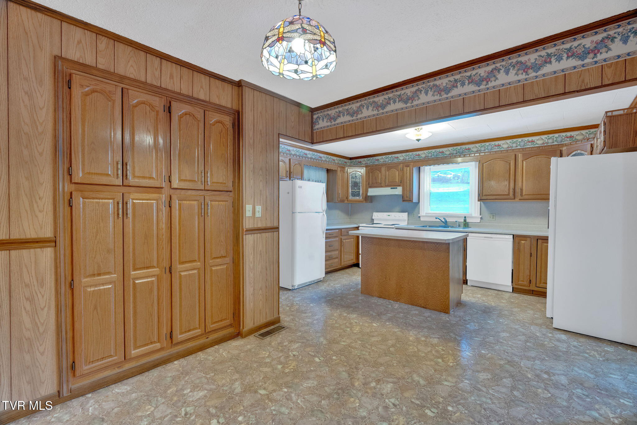 190 Browns Road Gray, TN 37615 - Photo 5 of 27 11-web-or-mls-DSC07444