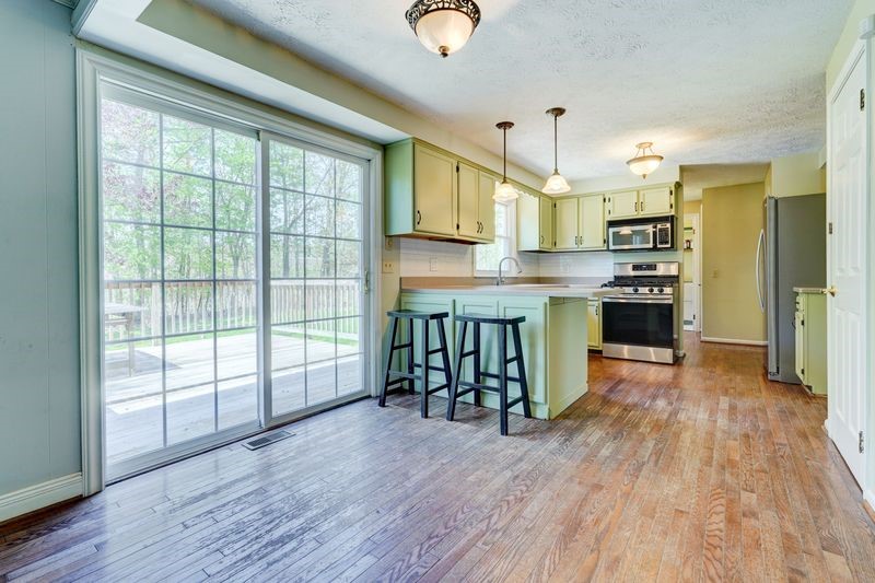 44 Latchmere Drive Victor, NY 14564 - Photo 16 of 50 A SPACIOUS DINETTE AREA FOR ALL OF YOUR DAY TO DAY