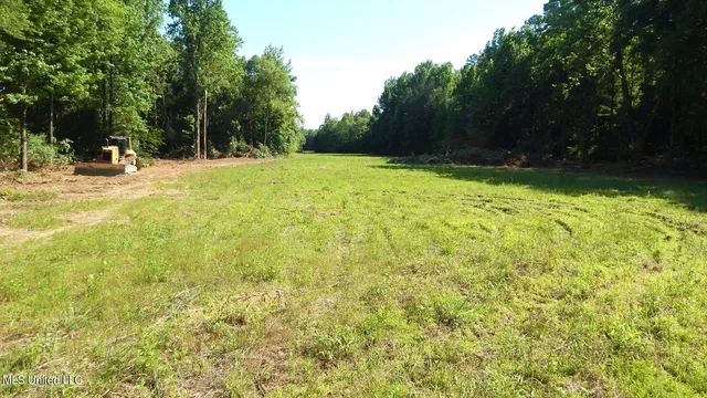 $174,900 | 519 247th Road, Unit COUNTRY, Bruce, MS 38915