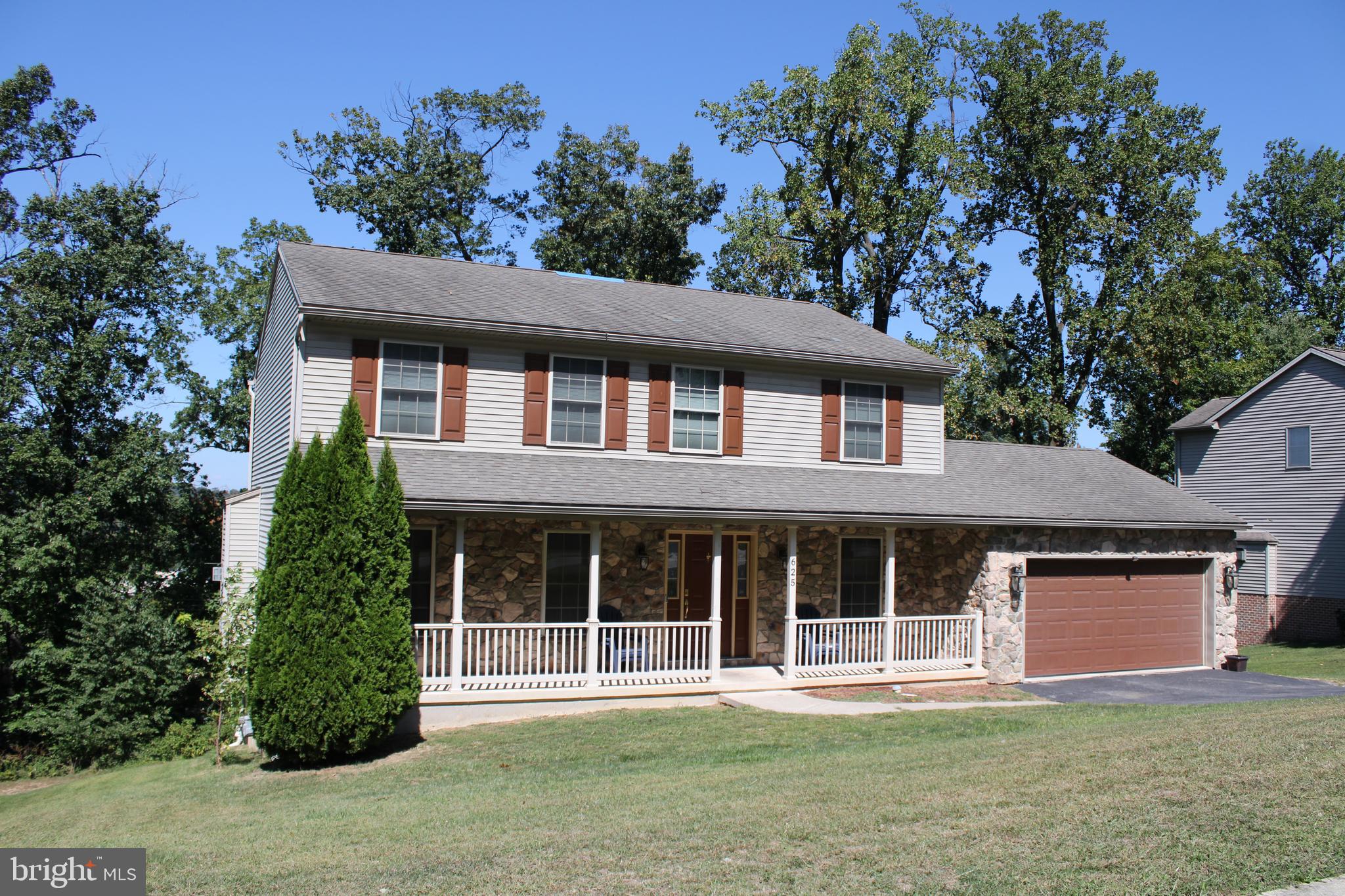 625 Woodside Road York, PA 17406 - Photo 1 of 37 Gallery Image 1