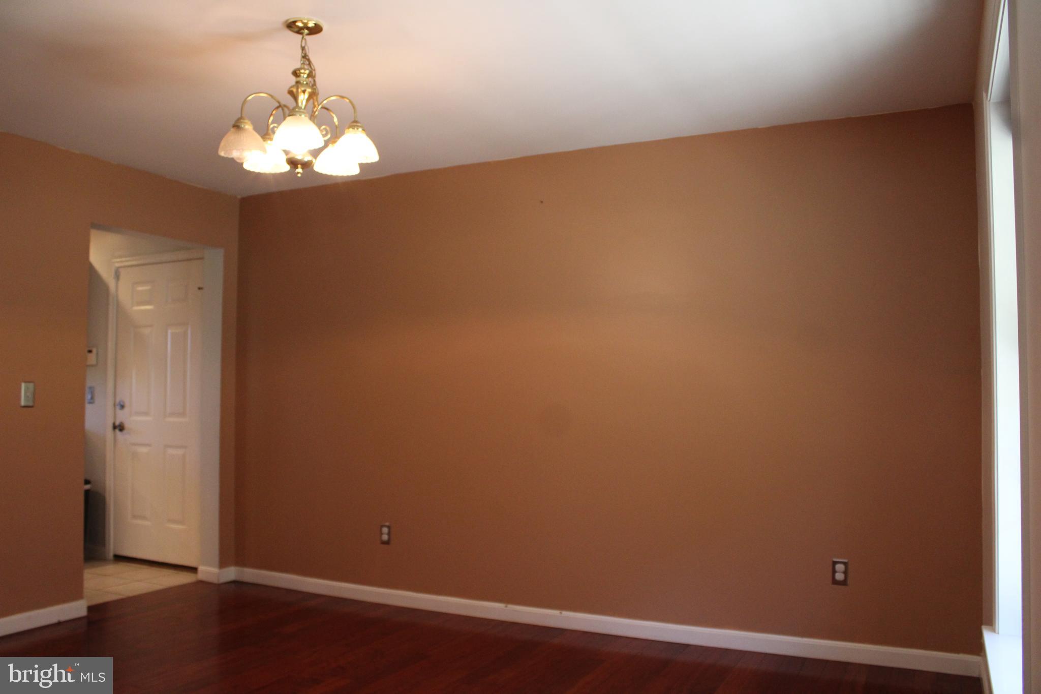 625 Woodside Road York, PA 17406 - Photo 12 of 37 Gallery Image 12
