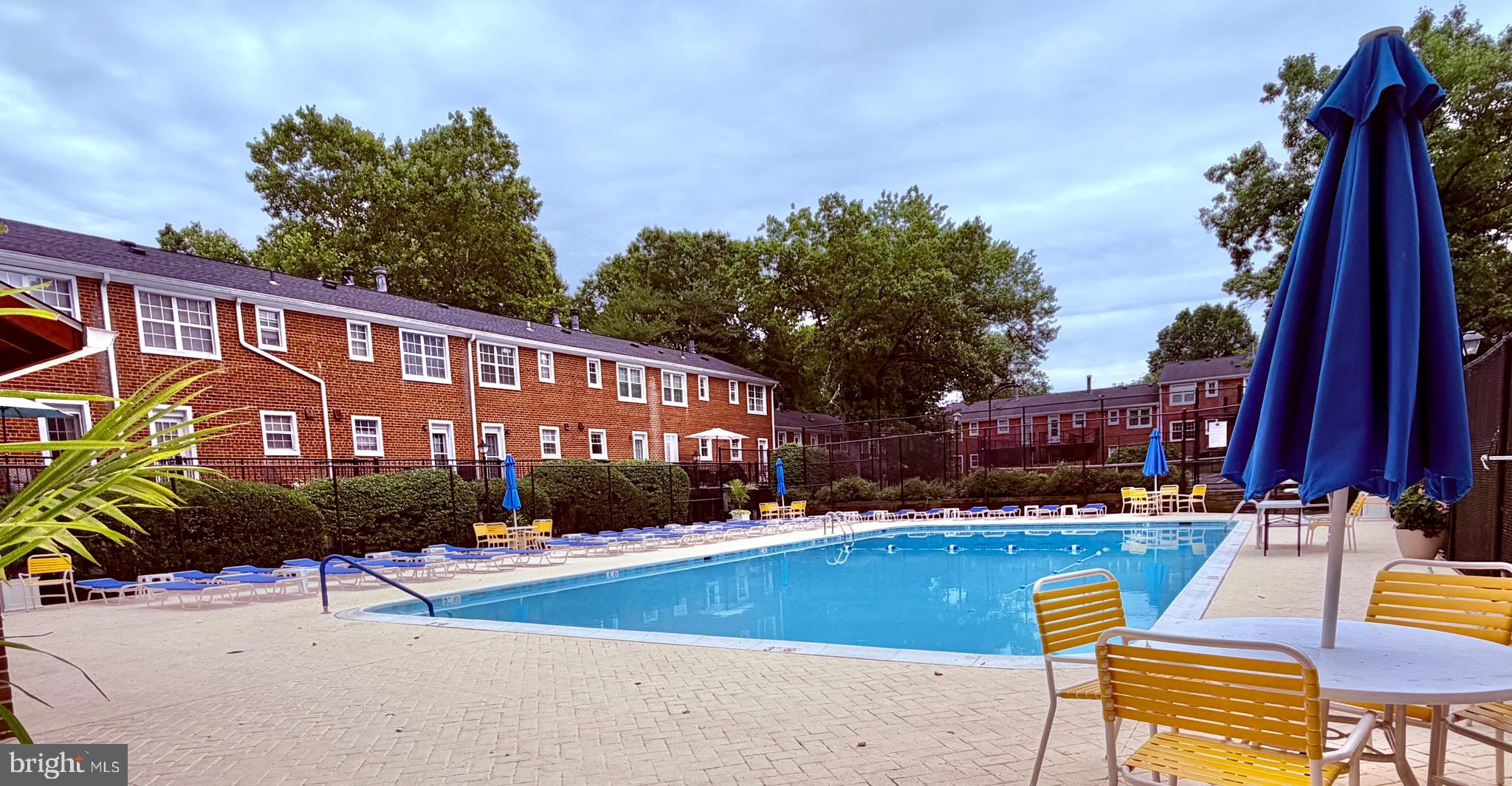 4630 28th Road South, Unit C Arlington, VA 22206 - Photo 33 of 40 Pool # 2