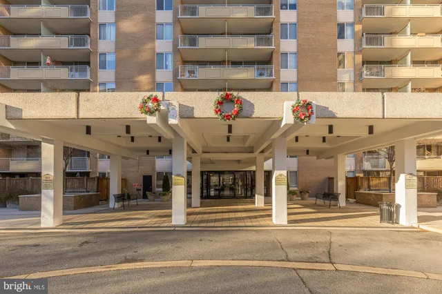 a view of a building