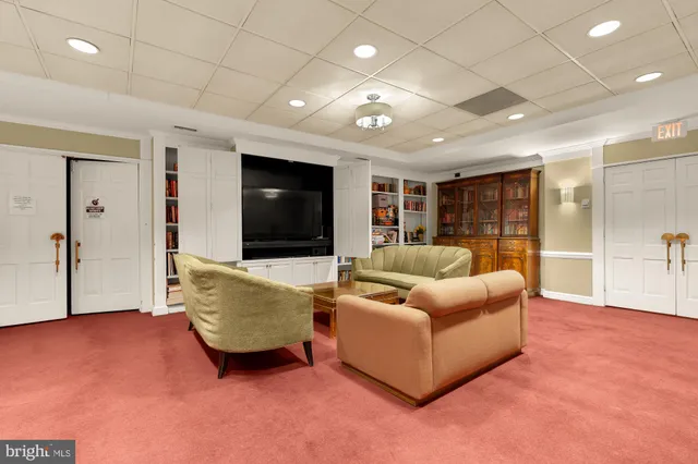 $524,900 | 3001 Veazey Terrace Northwest, Unit 520, Washington, DC 20008