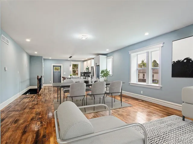 $277,000 | 4224 California Street, St. Louis, MO 63111