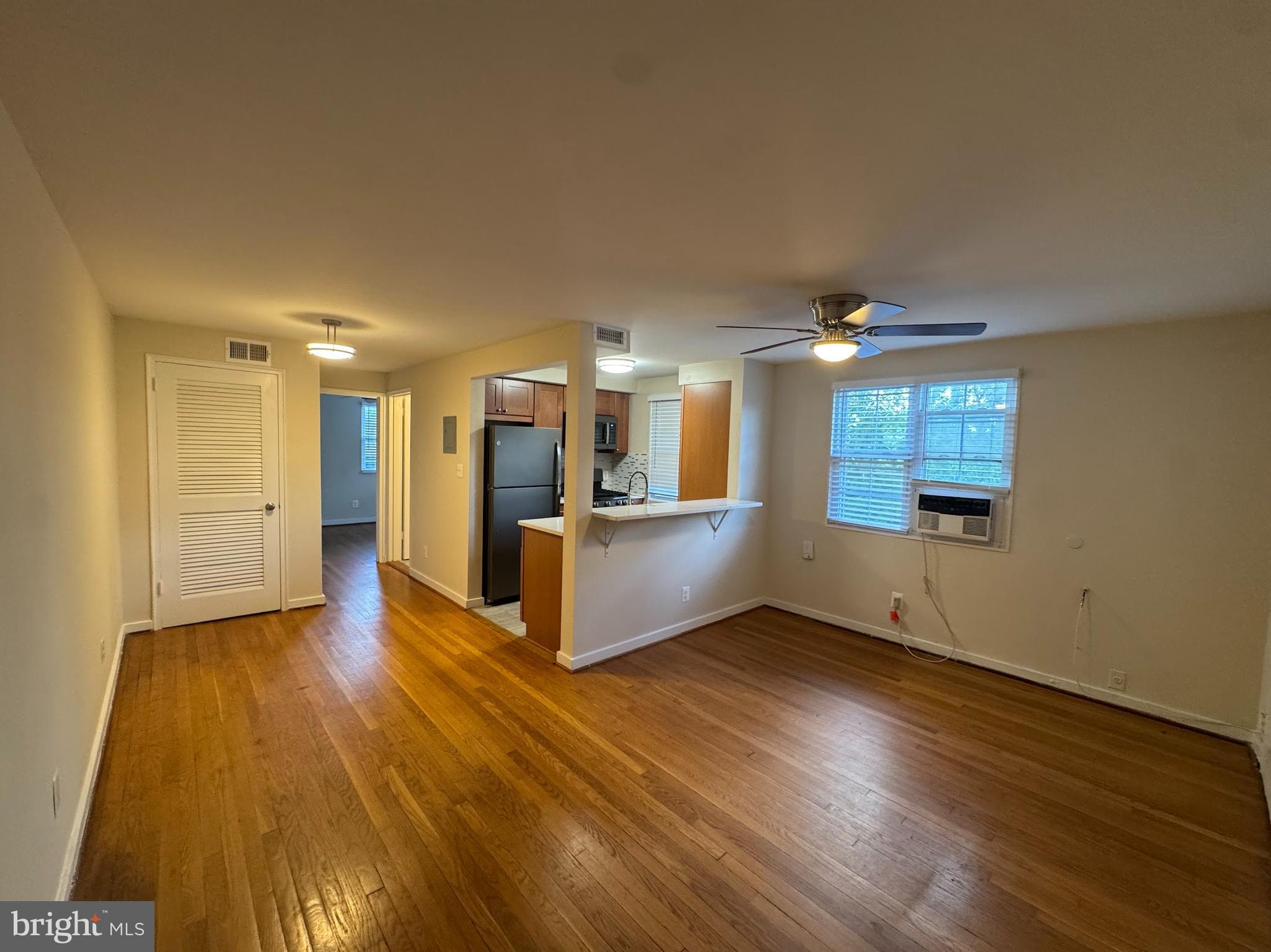 133 South Courthouse Road, Unit 7 Arlington, VA 22204 - Photo 4 of 15