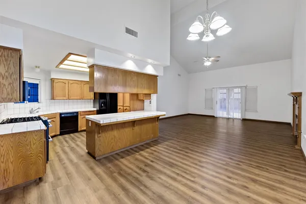 $550,000 | 22 North Bliss Avenue, Clovis, CA 93611