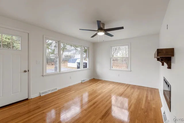 $1,750 | 27 Mc Pherson Street, New Hartford, NY 13417