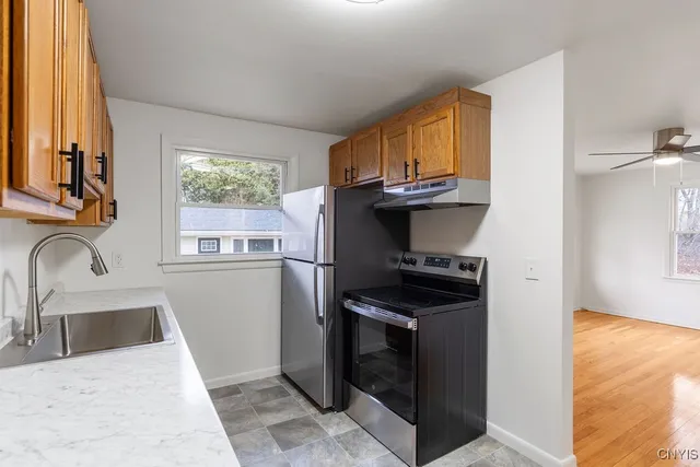 $1,750 | 27 Mc Pherson Street, New Hartford, NY 13417