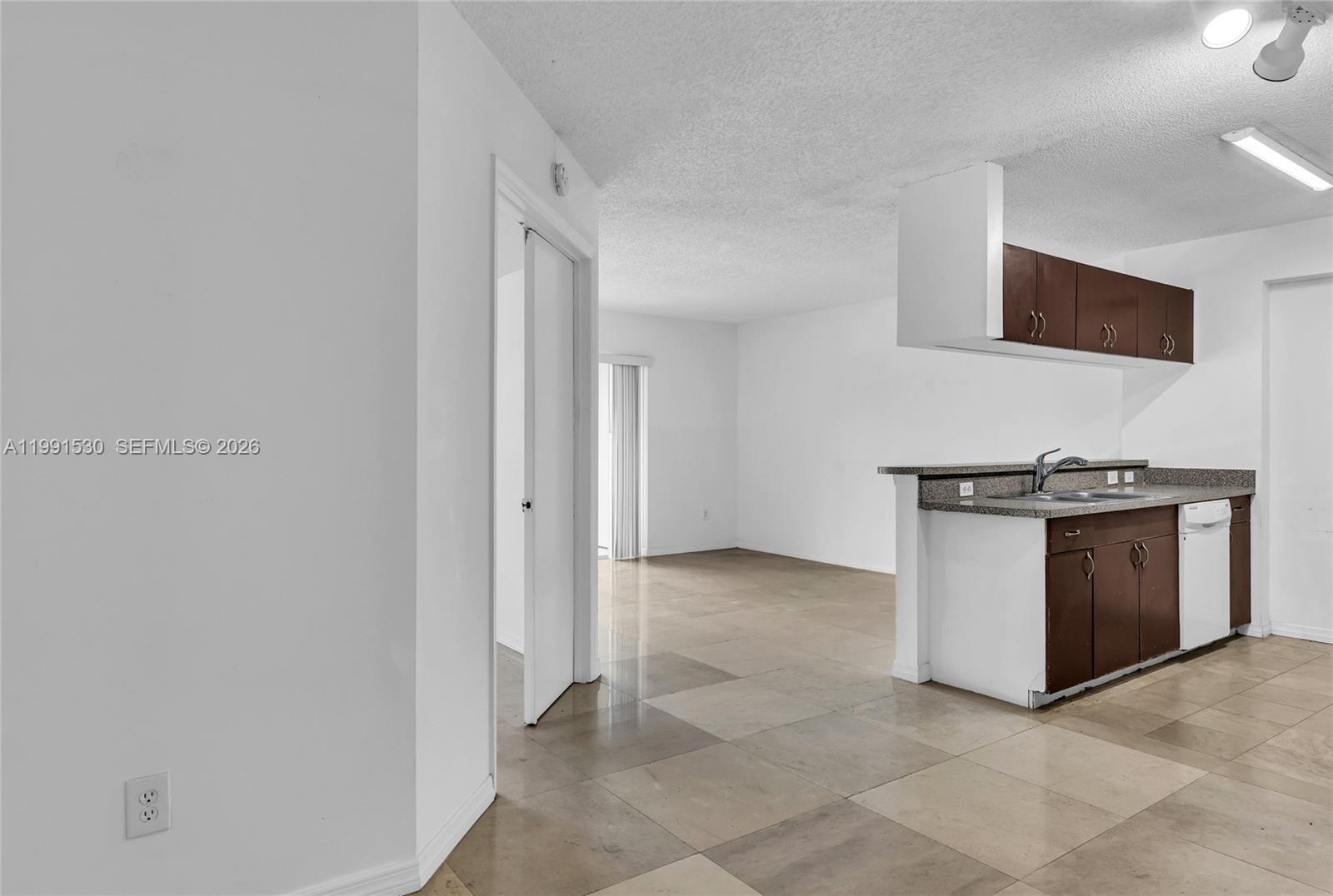 470 South Park Road, Unit 7204 Hollywood, FL 33021 - Photo 3 of 33