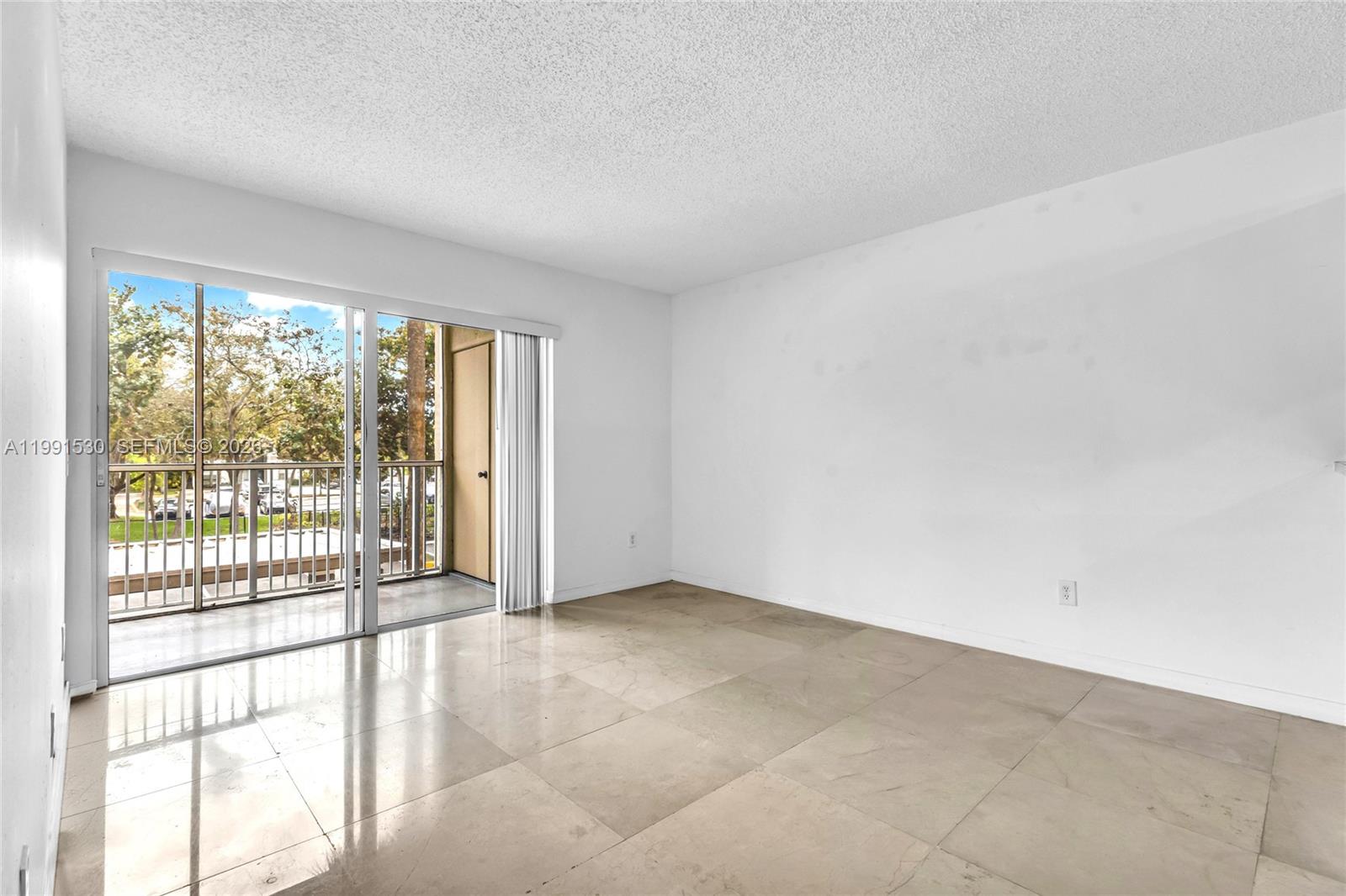 470 South Park Road, Unit 7204 Hollywood, FL 33021 - Photo 10 of 33