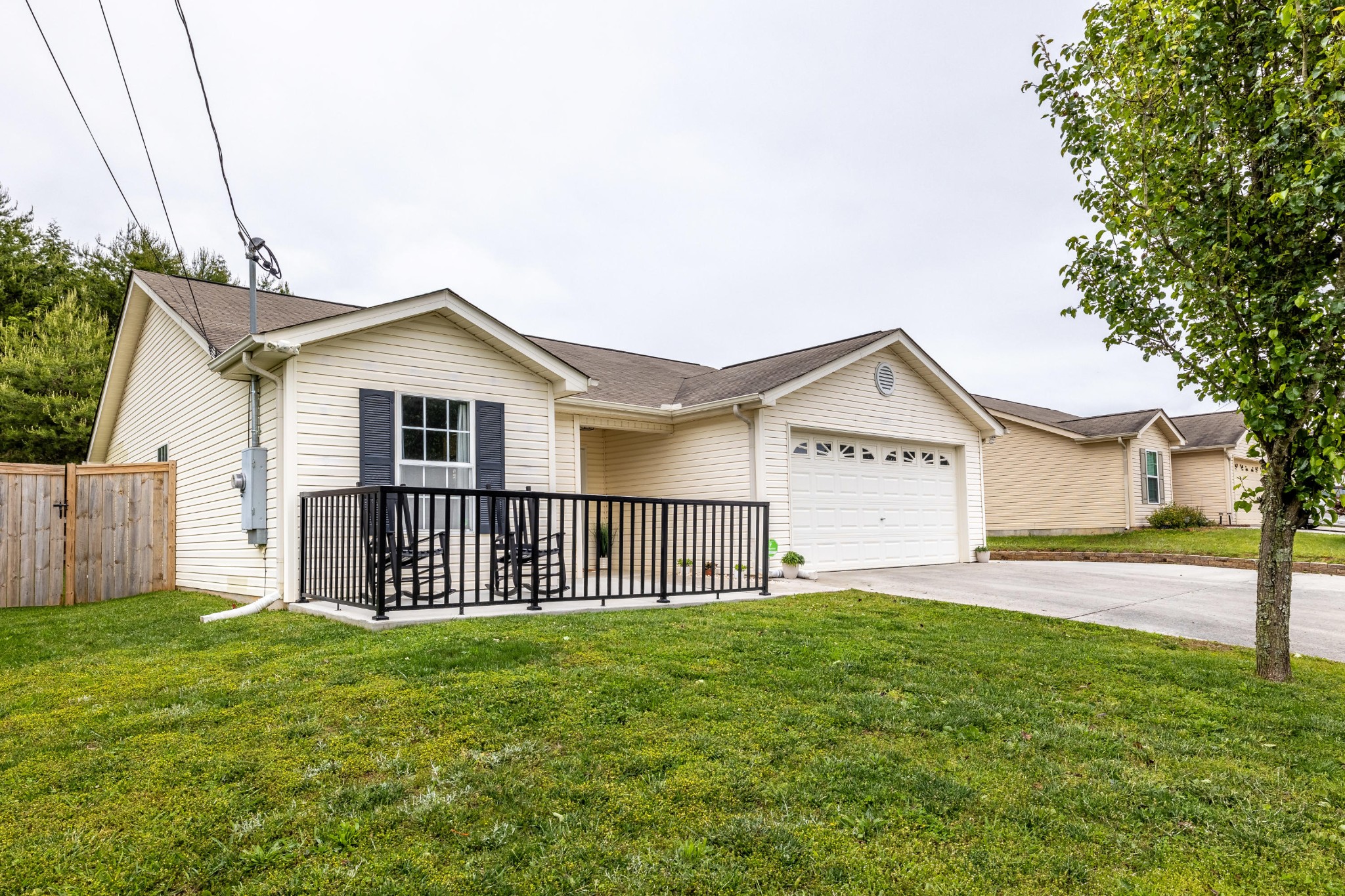 6544 Hugh Willis Road Powell, TN 37849 - Photo 4 of 26 Gallery Image 4