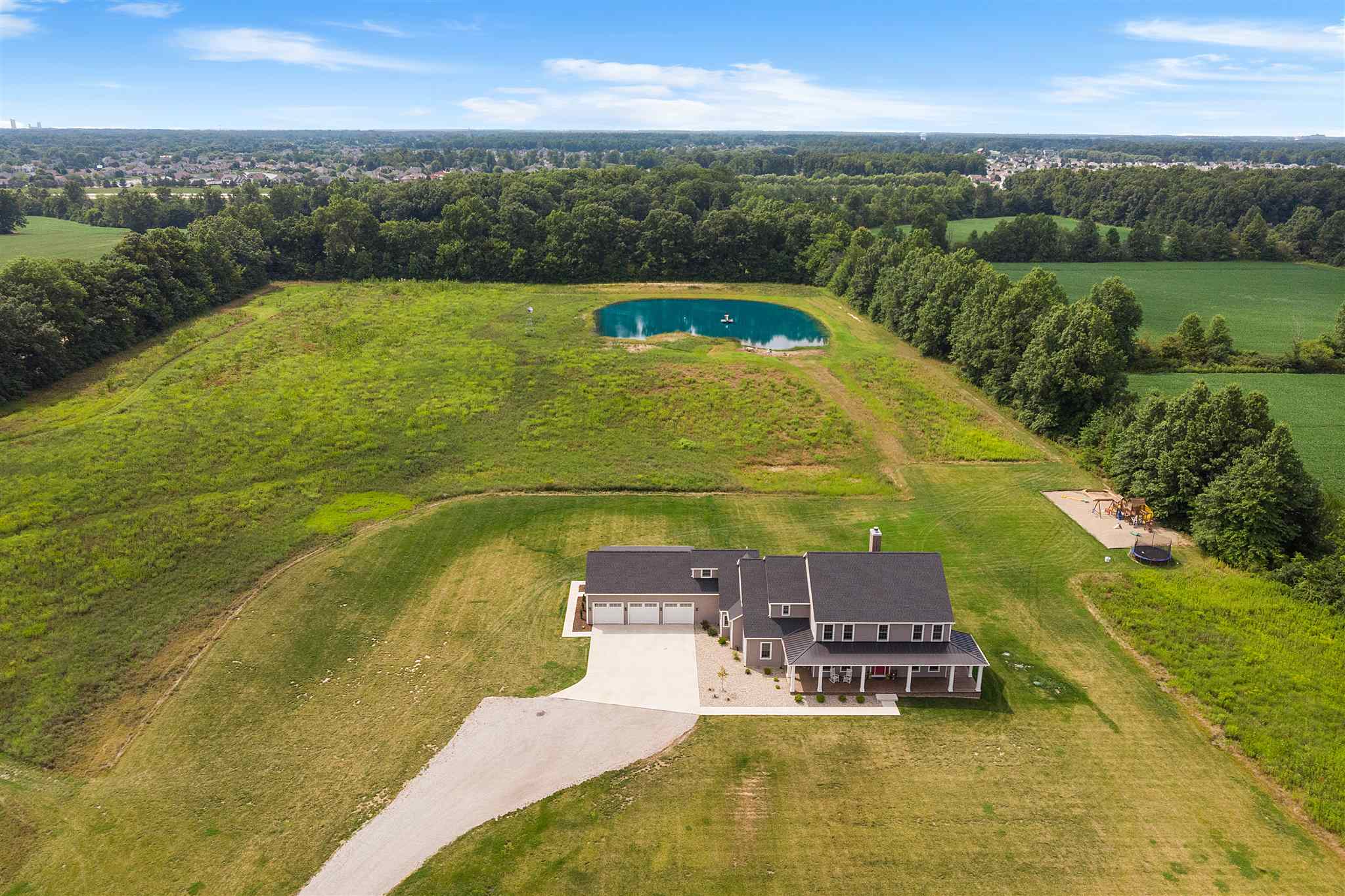 6605 Schwartz Road Fort Wayne, IN 46835 - Photo 4 of 36 Gallery Image 4