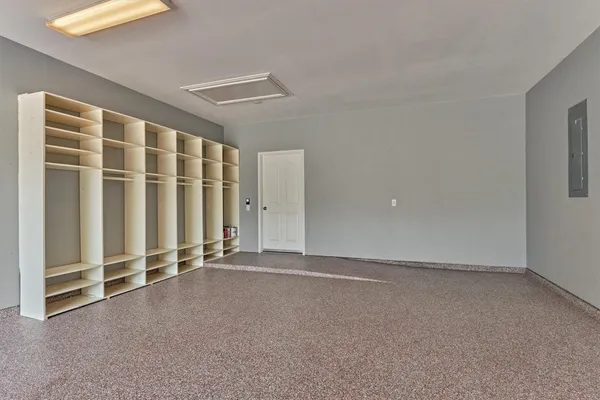 $2,100 | 10022 Elkwood Glen Lane, Tomball, TX 77375