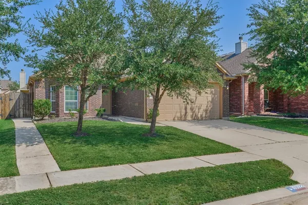 $2,100 | 10022 Elkwood Glen Lane, Tomball, TX 77375