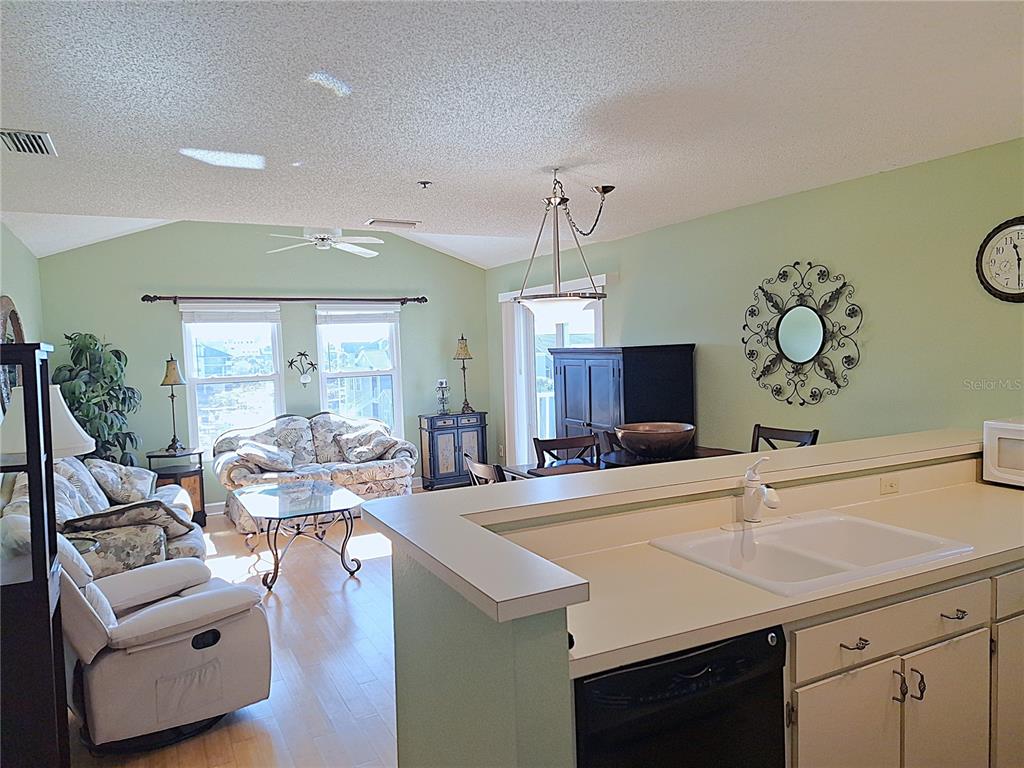 5727 Biscayne Court, Unit 302 New Port Richey, FL 34652 - Photo 11 of 45