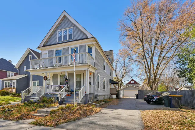 $344,900 | 1513 South 80th Street, Unit 1515, West Allis, WI 53214