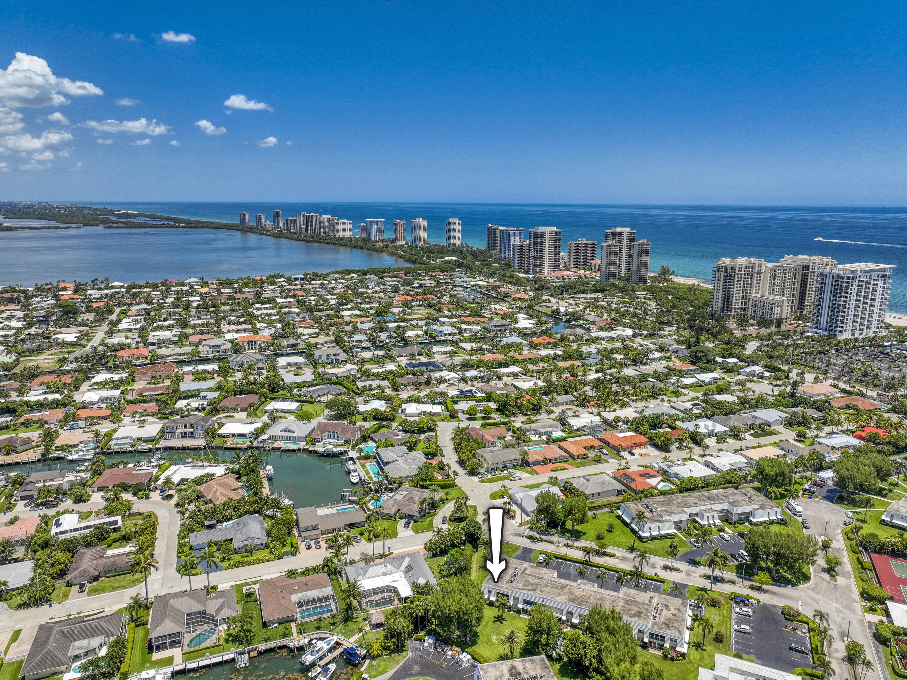1205 Sandy Lane, Unit 149 Singer Island, FL 33404 - Photo 27 of 28 a view of a city