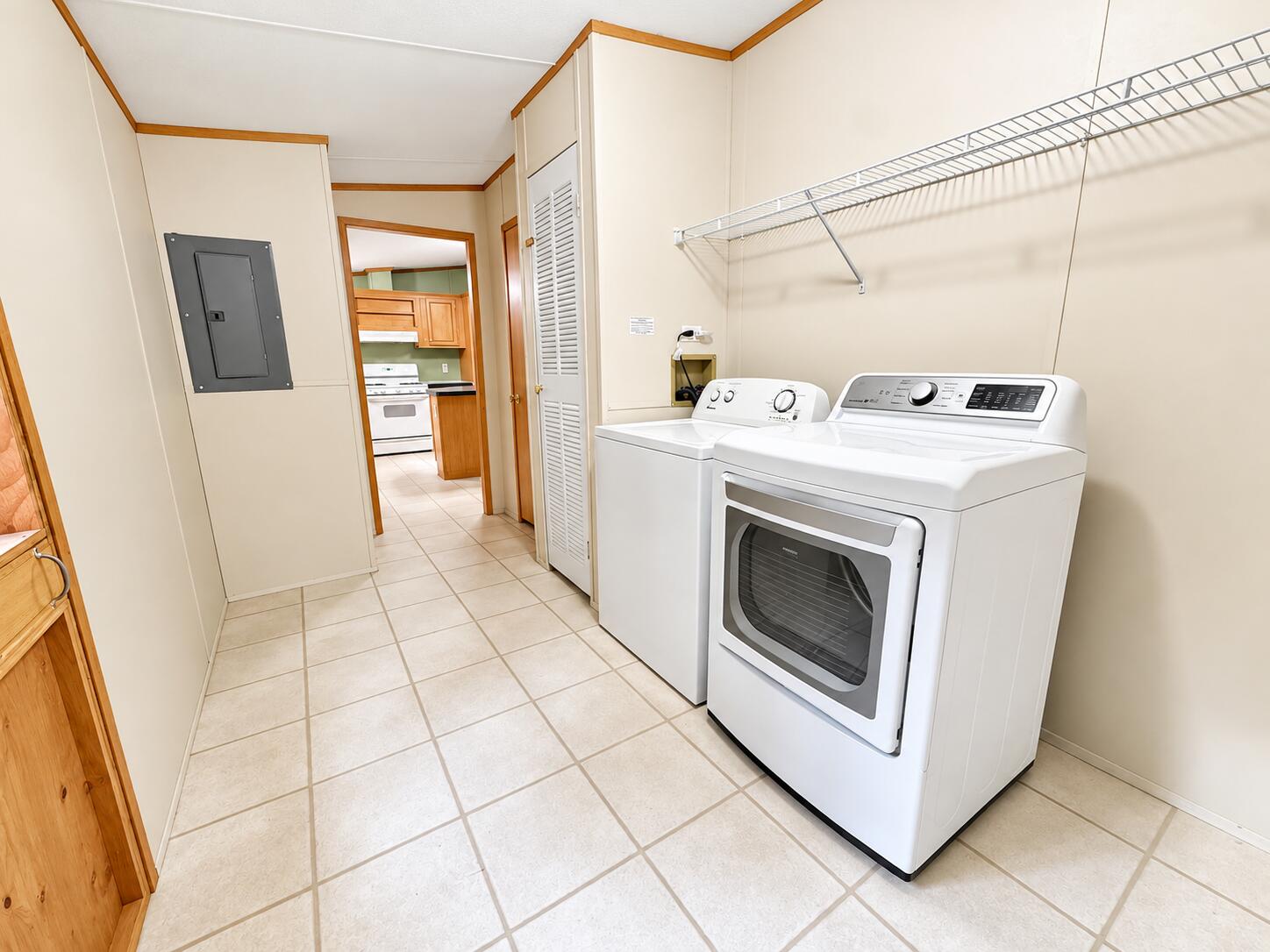 2126 State Road Eliot, ME 03903 - Photo 20 of 33 11