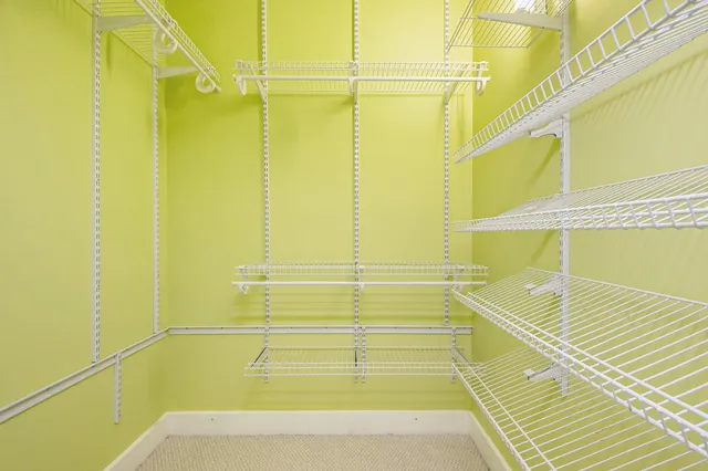 $225,000 | 600 Broadway Avenue Northwest, Unit 234, Grand Rapids, MI 49504