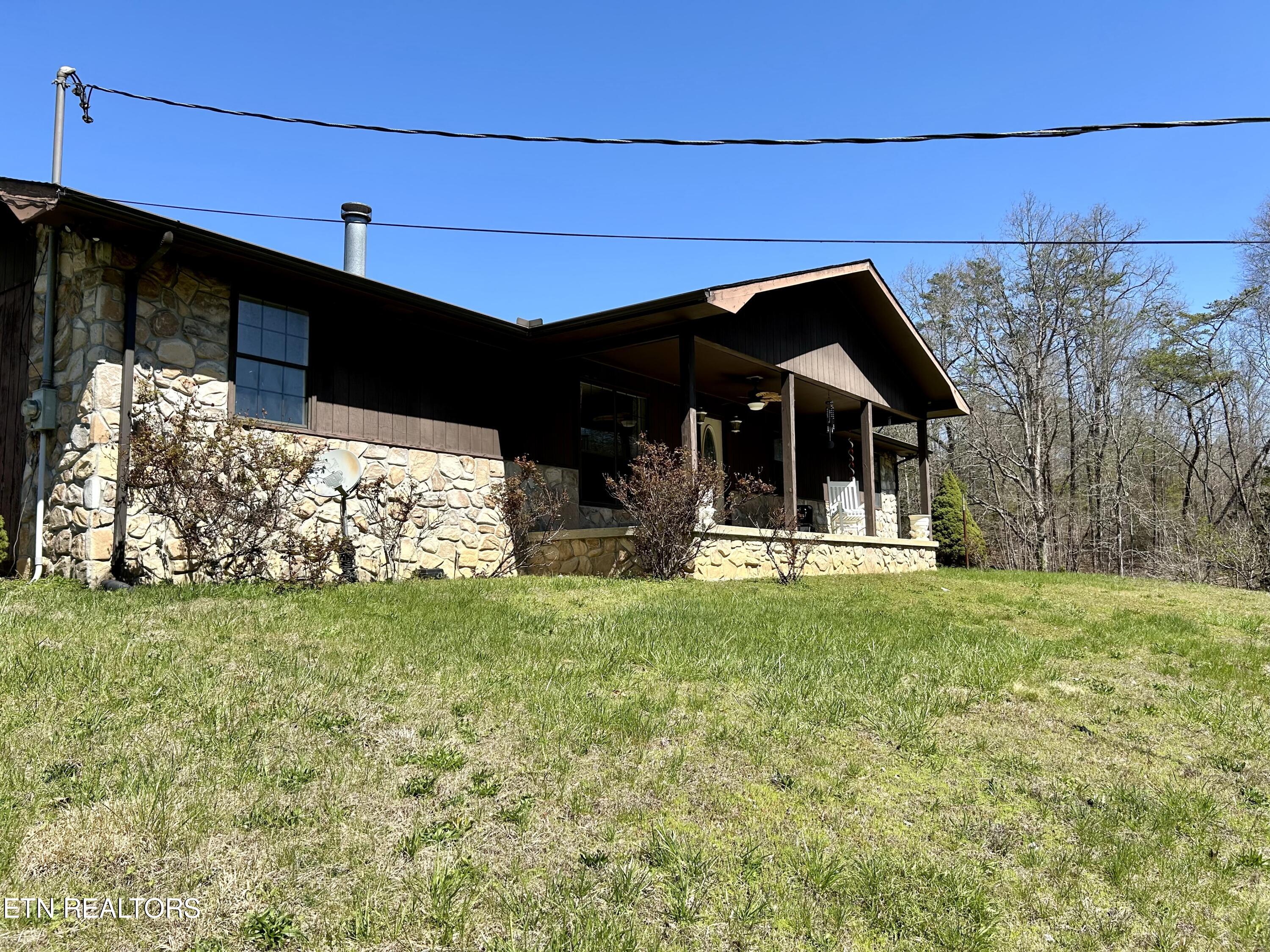 409 Kettle Hollow Road Maynardville, TN 37807 - Photo 5 of 52 IMG_0043