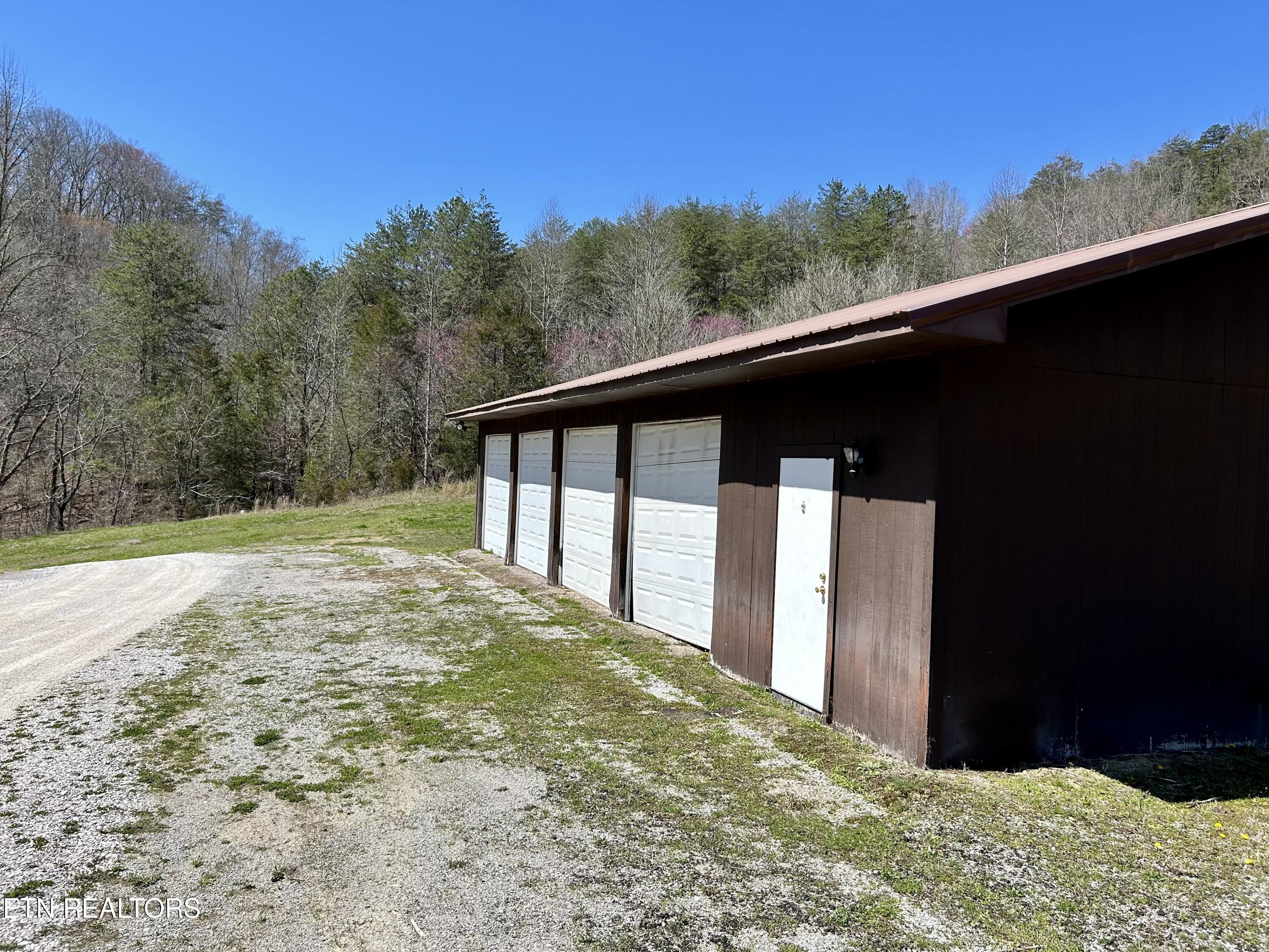 409 Kettle Hollow Road Maynardville, TN 37807 - Photo 9 of 52 IMG_0072