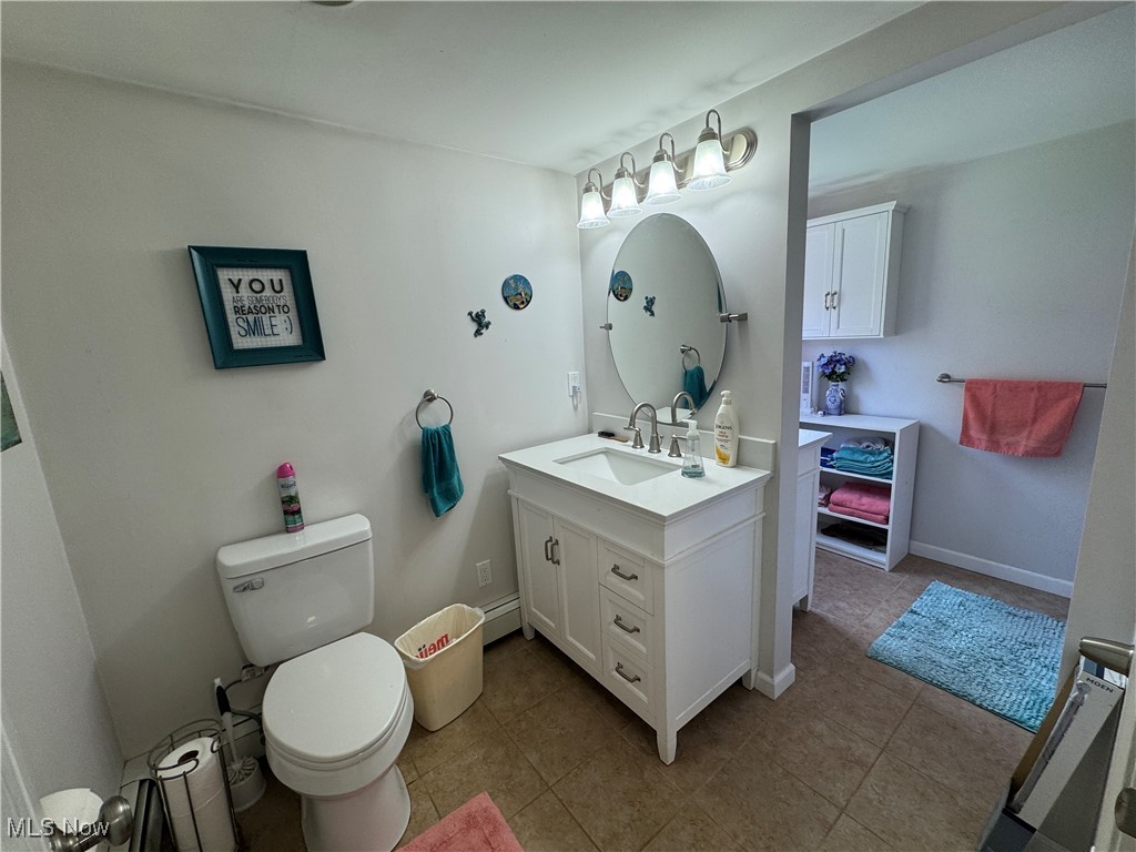867 Vermilion Road Vermilion, OH 44089 - Photo 12 of 27 upper level bathroom- 2 rooms!
