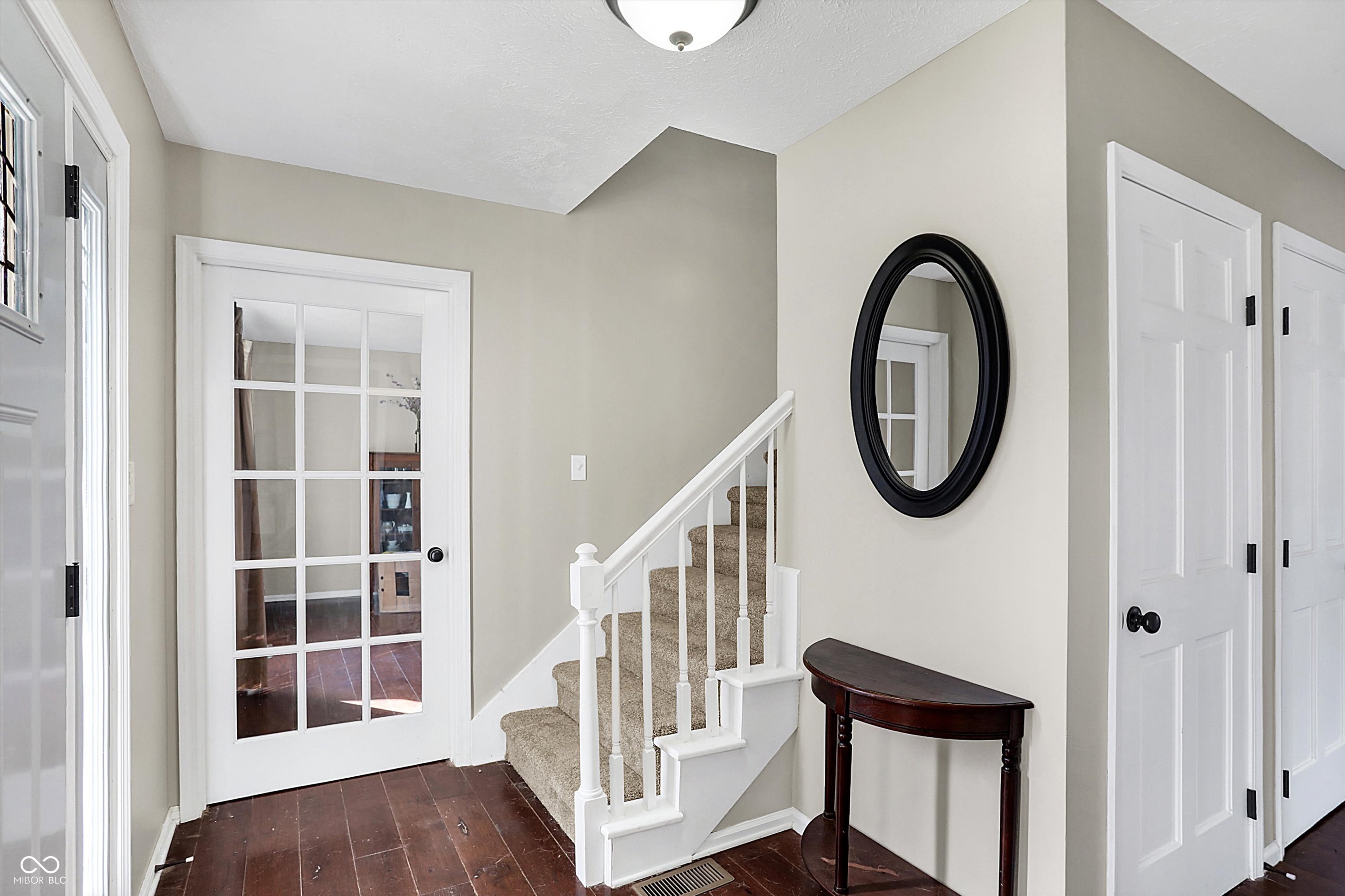 7929 Castle Lake Road Indianapolis, IN 46256 - Photo 3 of 47 Gallery Image 3