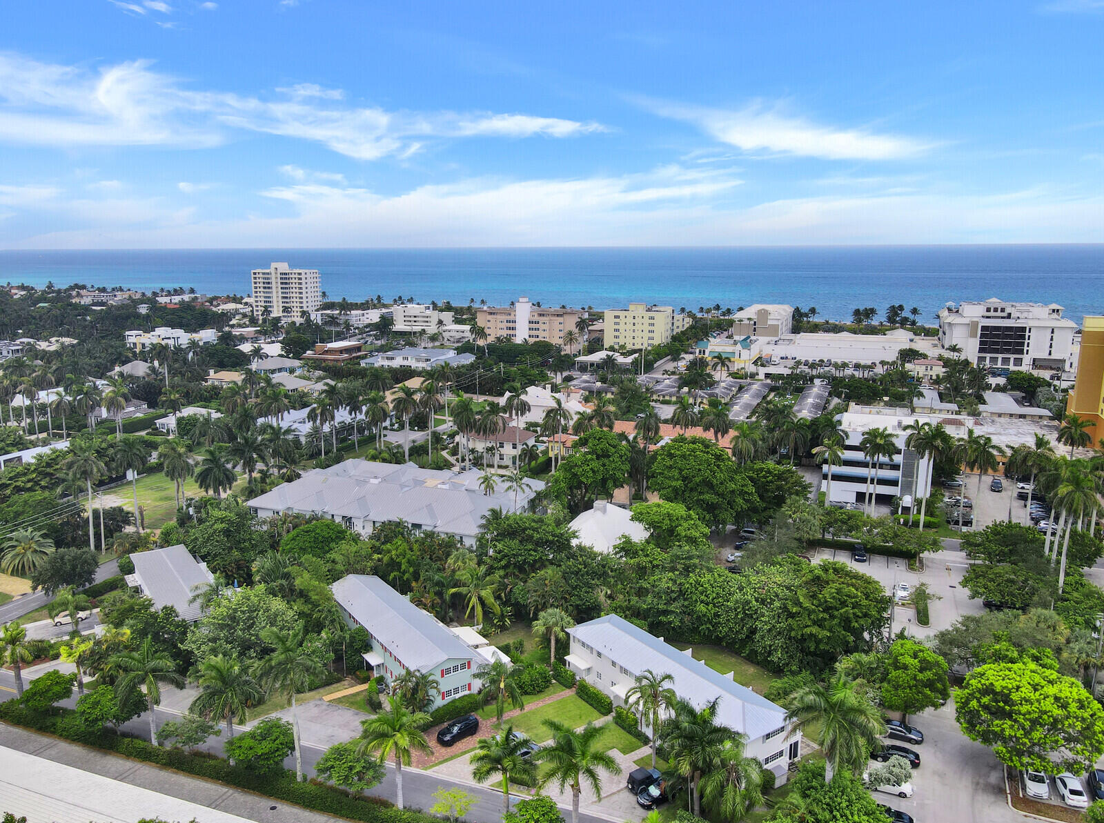 29 E Road Delray Beach, FL 33483 - Photo 31 of 34 an aerial view of multiple house