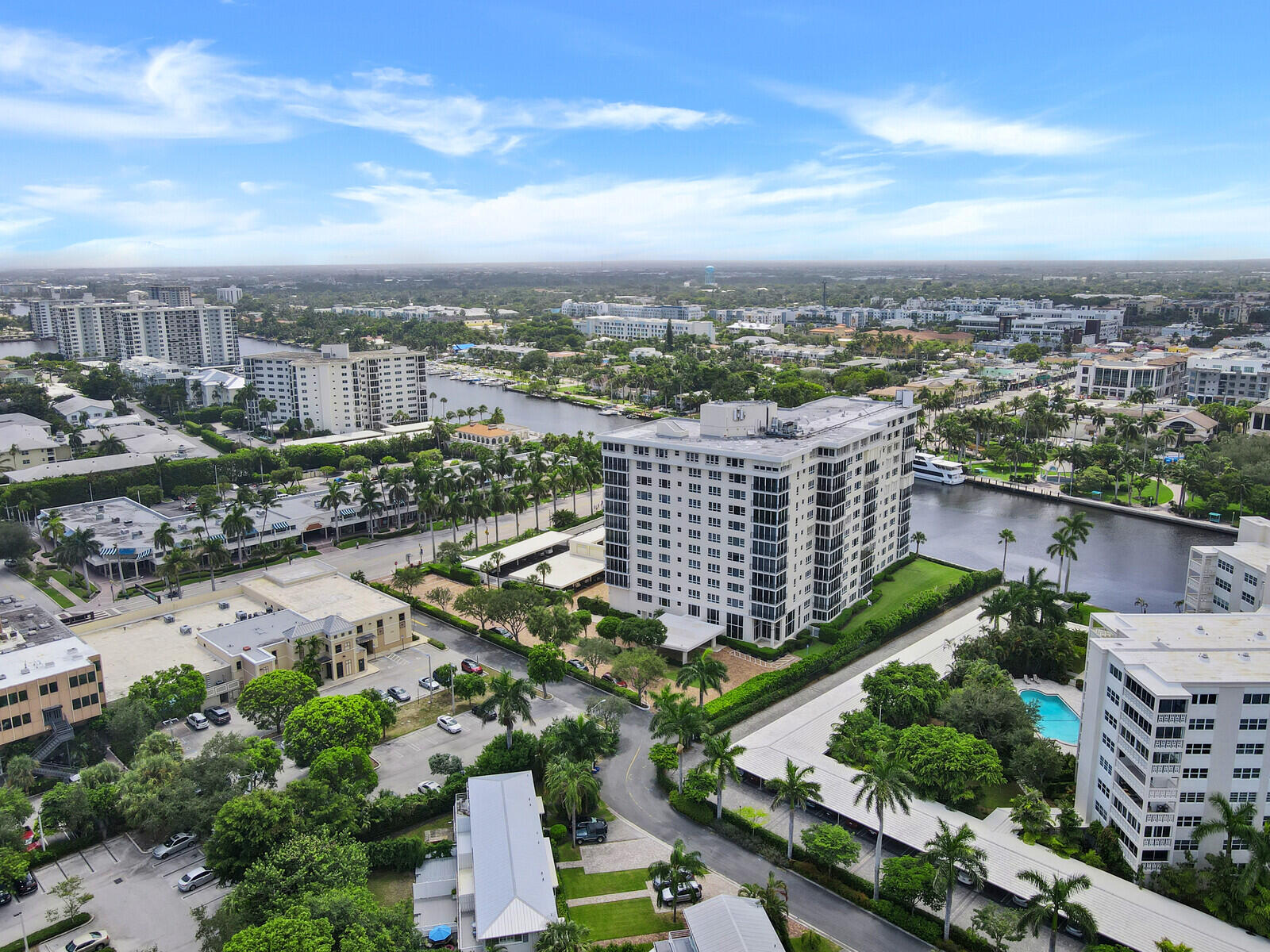 29 E Road Delray Beach, FL 33483 - Photo 32 of 34 a city view with tall buildings