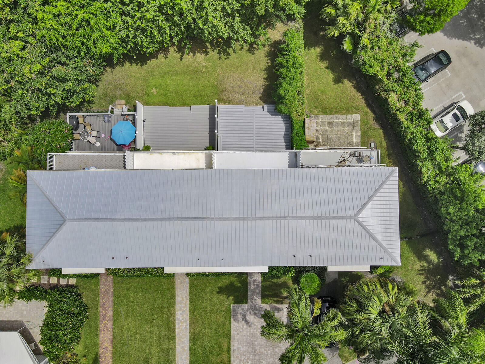 29 E Road Delray Beach, FL 33483 - Photo 34 of 34 aerial view of a house with a yard