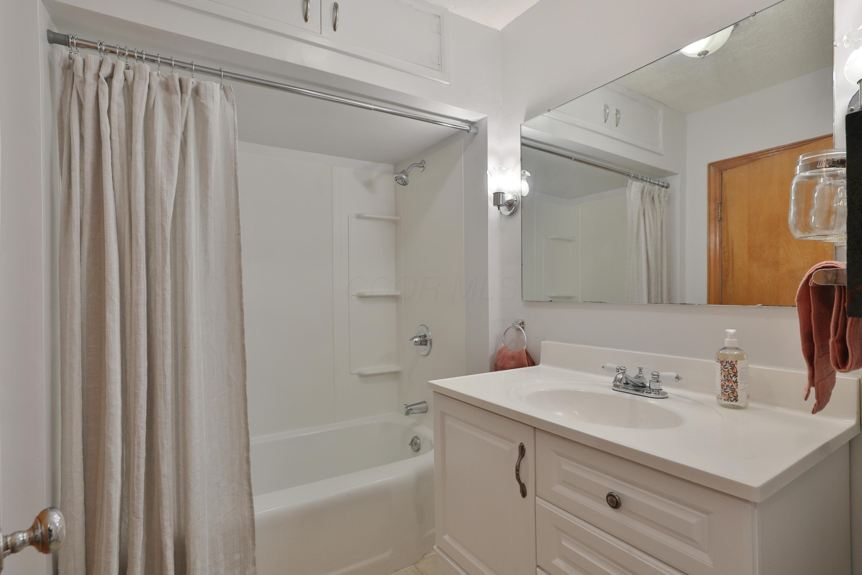 3545 Leap Road Hilliard, OH 43026 - Photo 10 of 35