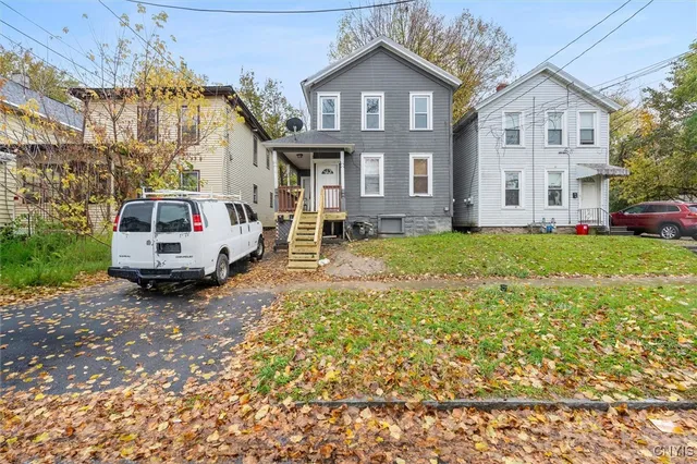 $129,500 | 133 Lakeview Avenue, Syracuse, NY 13204