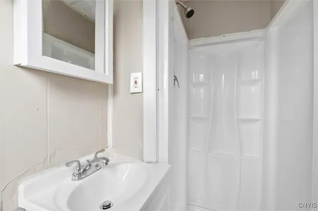 $129,500 | 133 Lakeview Avenue, Syracuse, NY 13204