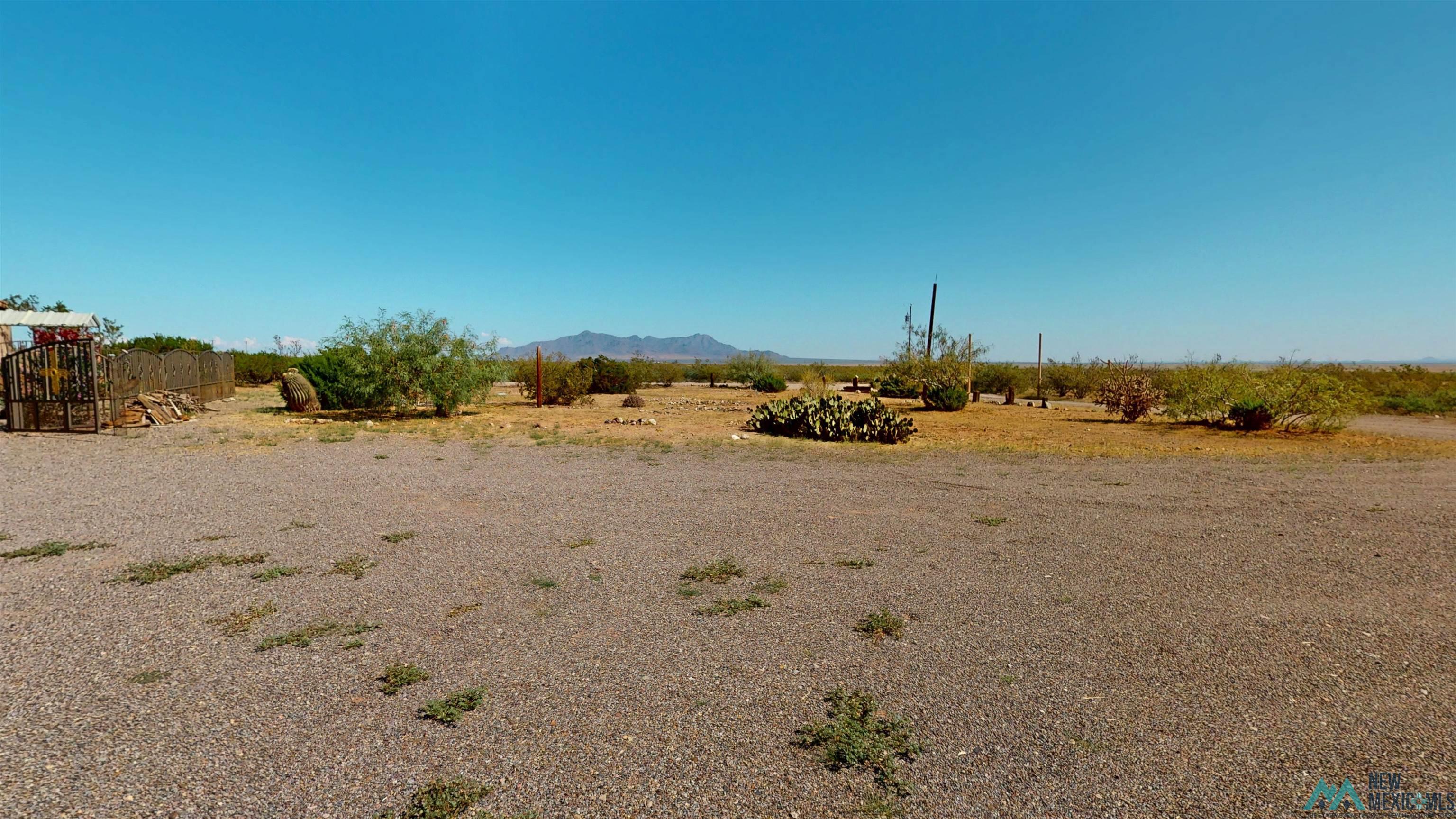 28025 Sur Luna Road Southeast Columbus, NM 88029 - Photo 40 of 66 Gallery Image 40