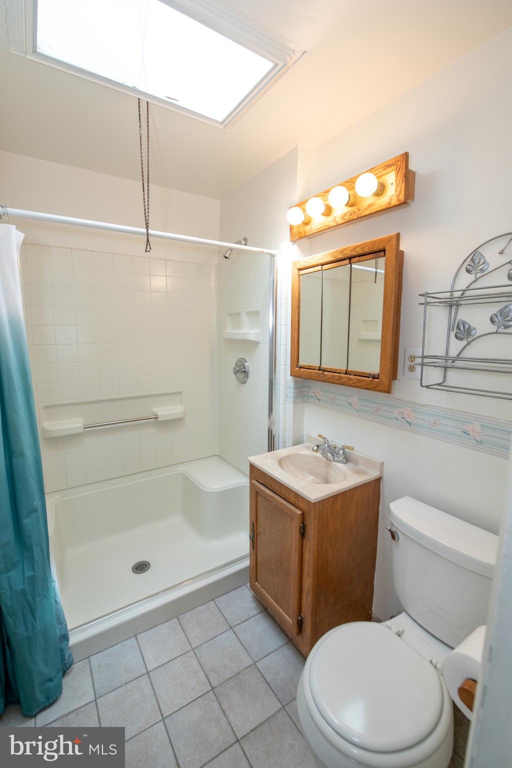 12661 Biscayne Drive Philadelphia, PA 19154 - Photo 19 of 36