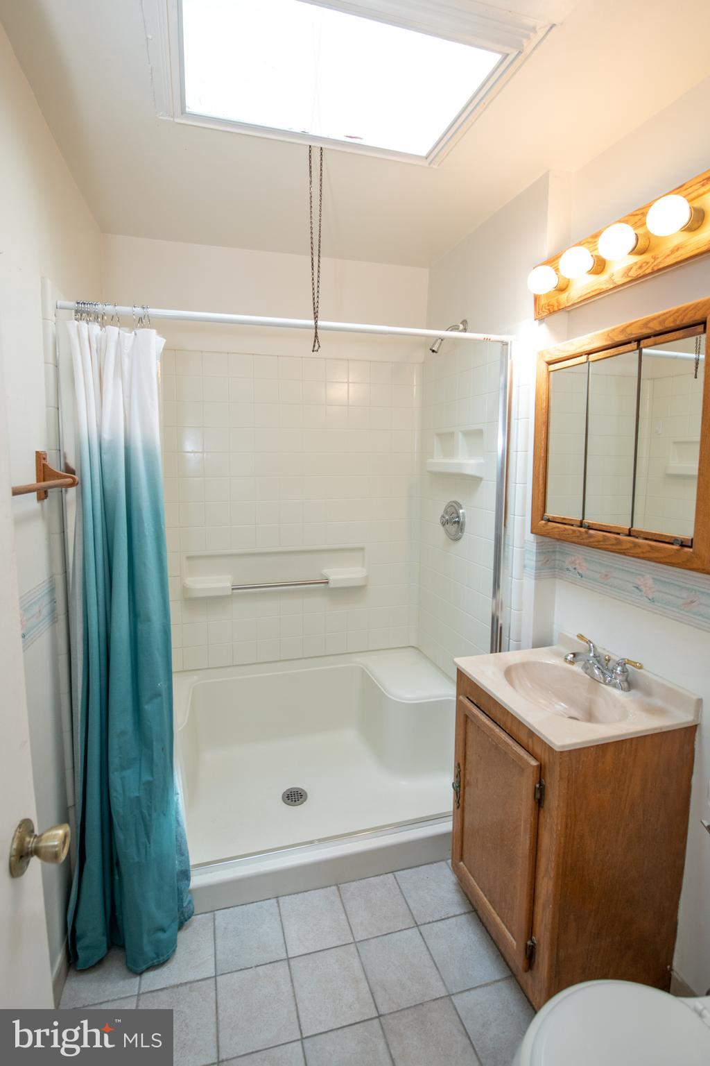 12661 Biscayne Drive Philadelphia, PA 19154 - Photo 20 of 36