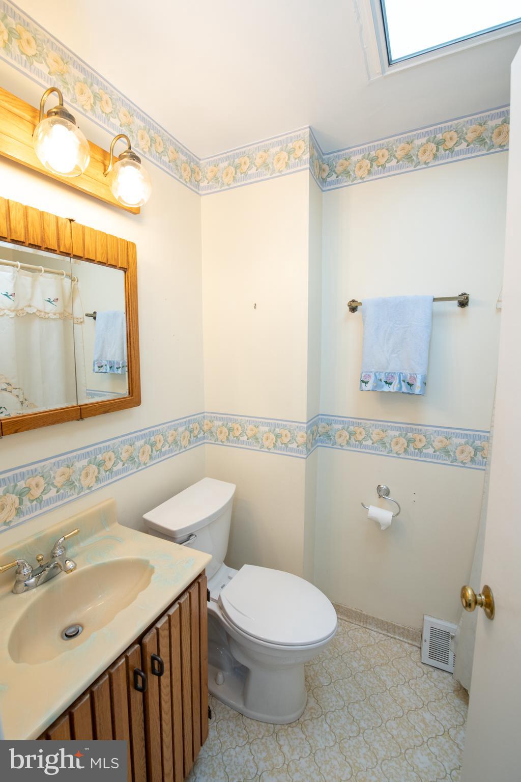 12661 Biscayne Drive Philadelphia, PA 19154 - Photo 25 of 36