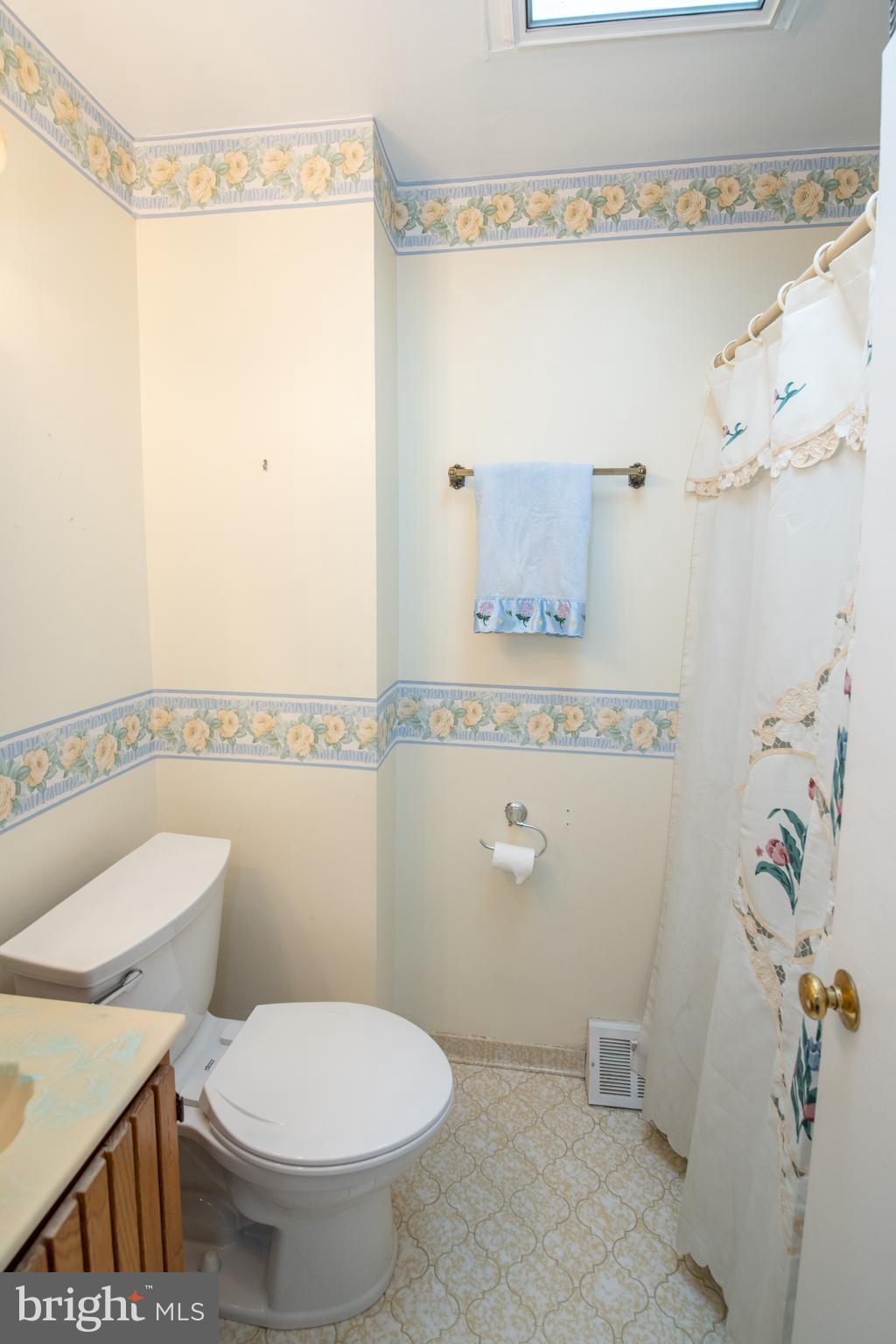 12661 Biscayne Drive Philadelphia, PA 19154 - Photo 26 of 36