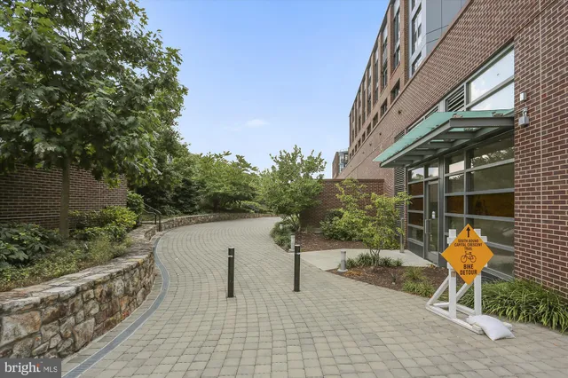 $225,000 | 4242 East-West Highway, Unit 414, Chevy Chase, MD 20815