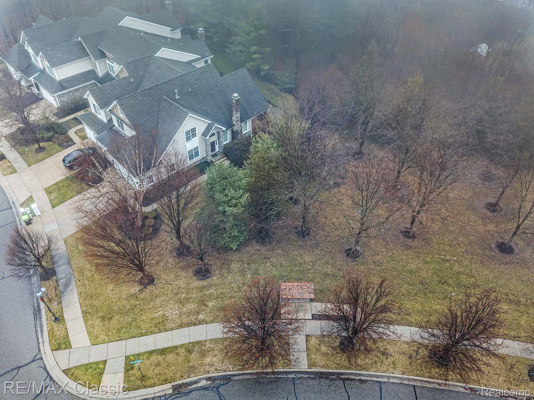 24870 Reeds Pointe Drive, Unit 52 Novi, MI 48374 - Photo 27 of 38